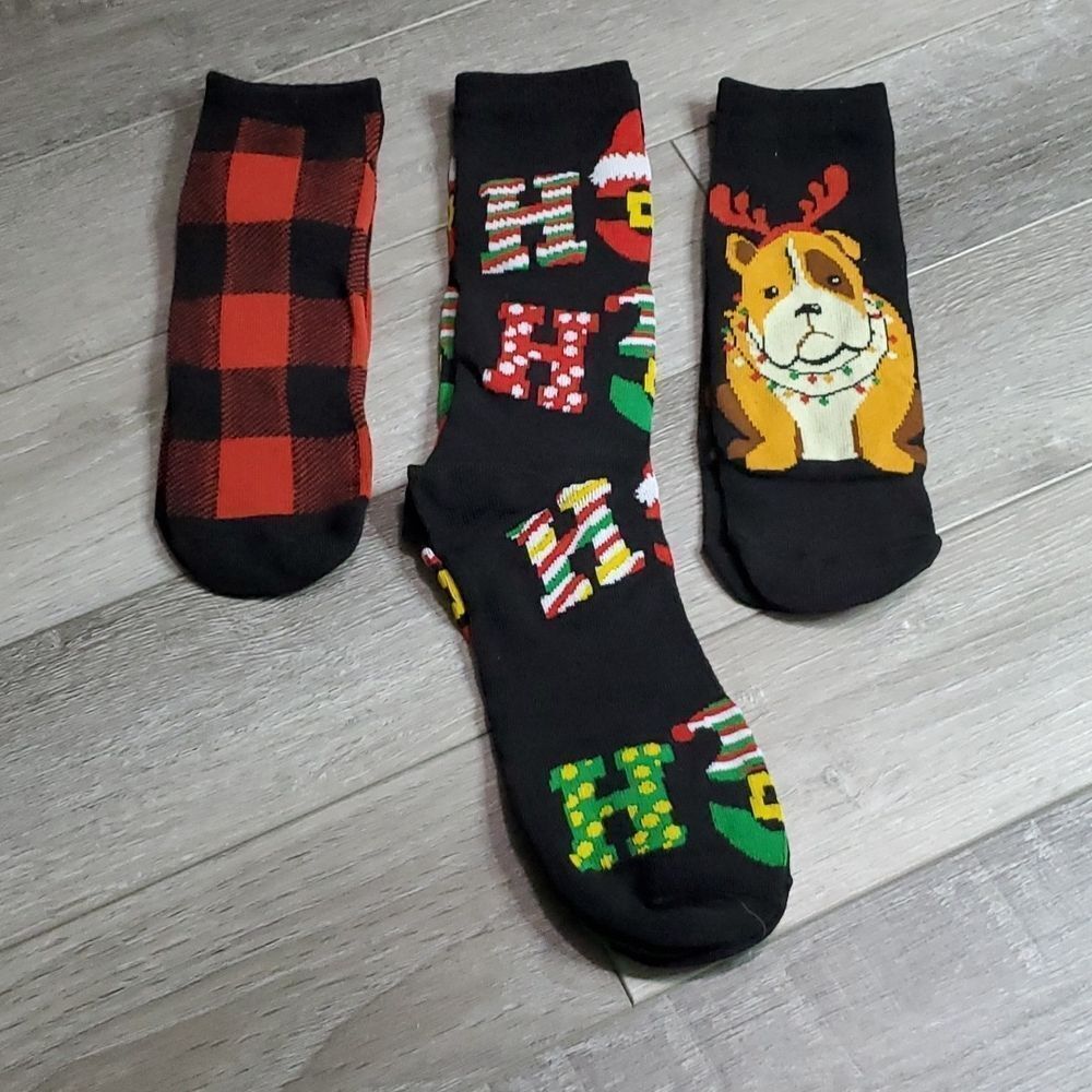 ONLY 3 LEFT 📣 💥5/$25 SALE | BUNDLE TO SAVE | MEN'S LOW CUT & DRESS SOCKS